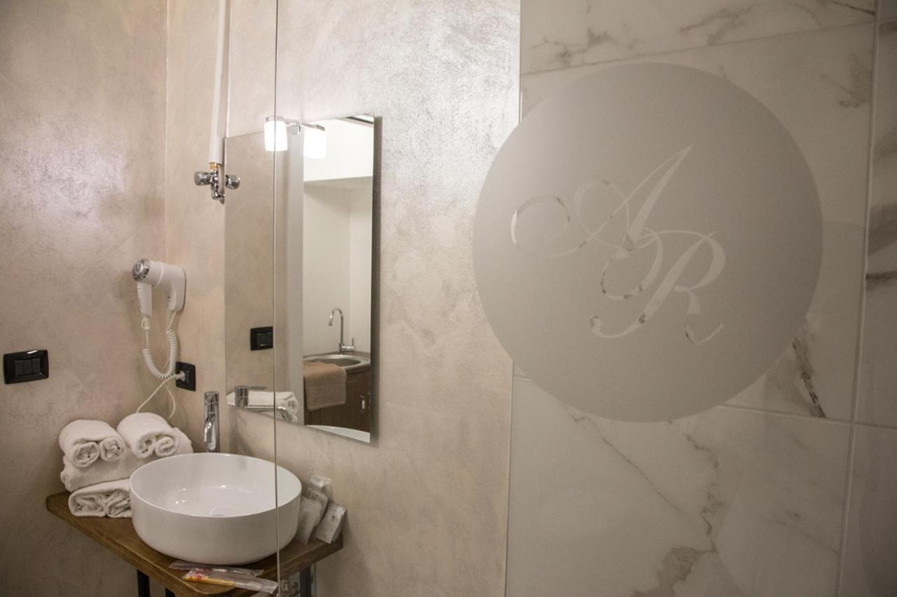 Aurelia Luxury - Piazza Delle Erbe Hotel Verona Eksteriør billede